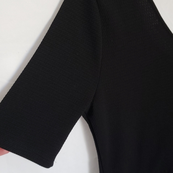 NWT textured black dress with pockets! - Picture 6 of 8